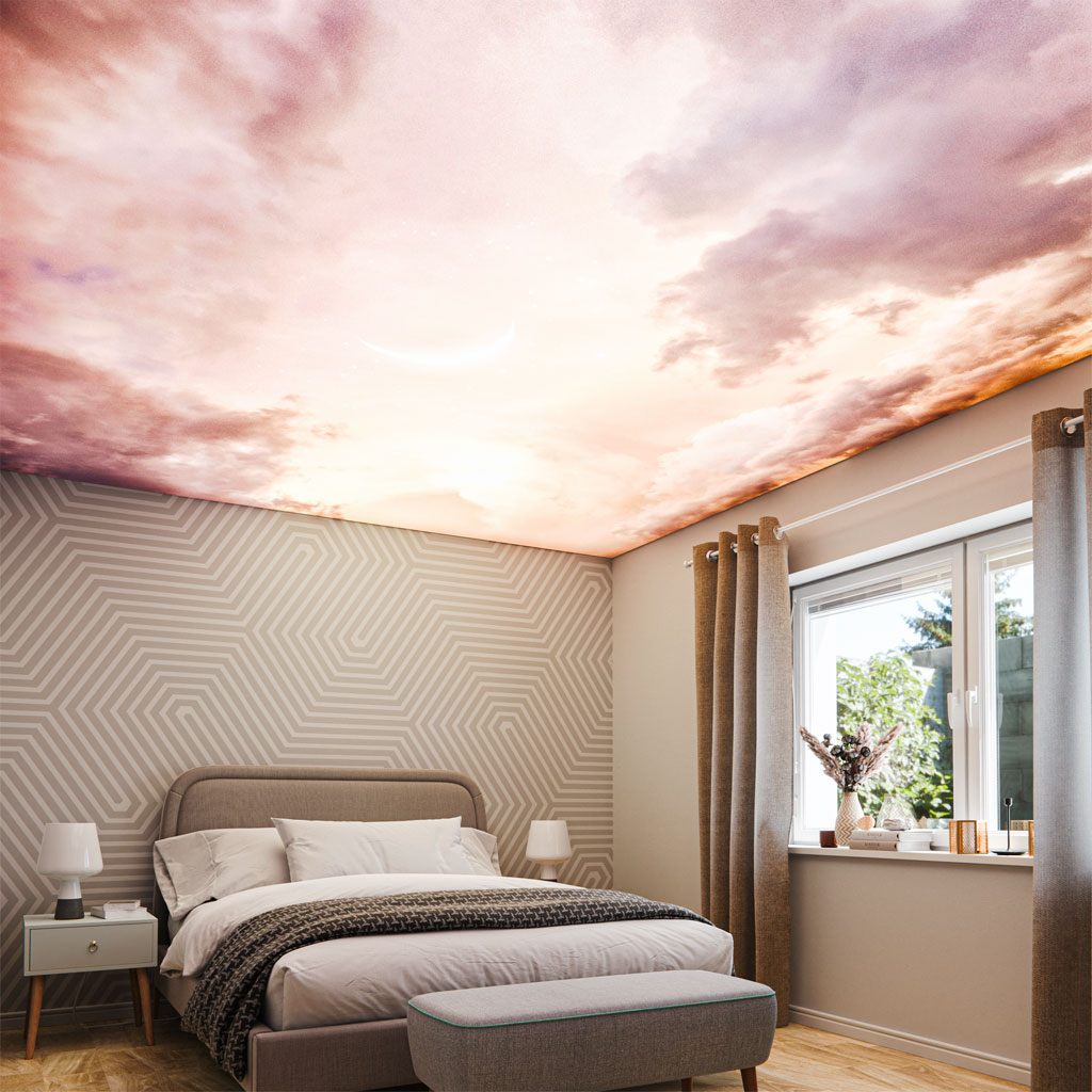 Ein stilvolles Schlafzimmer mit einer beeindruckenden Wolken-Design-Spanndecke.